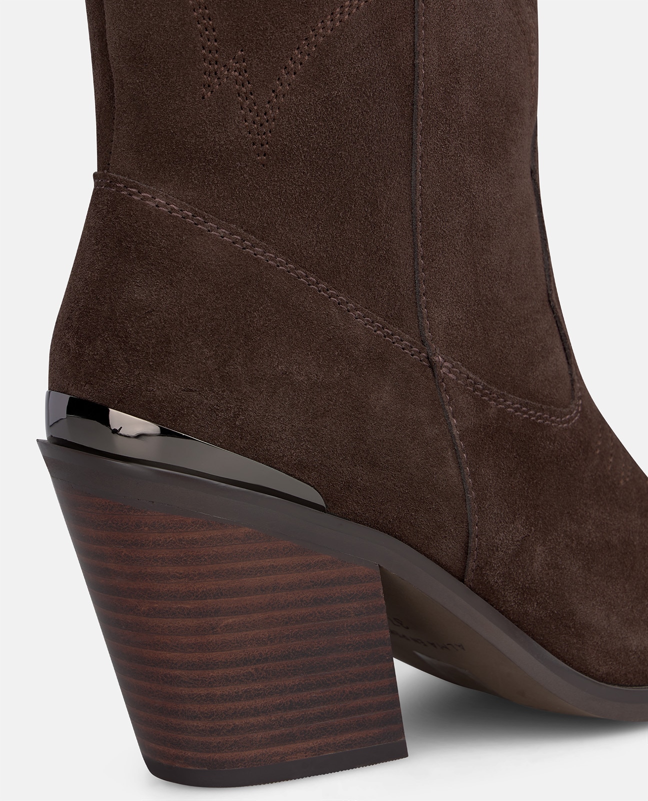 Botas cowboy de mujer en ante con detalles bordados - Alma en Pena - Marrón Marrón-4