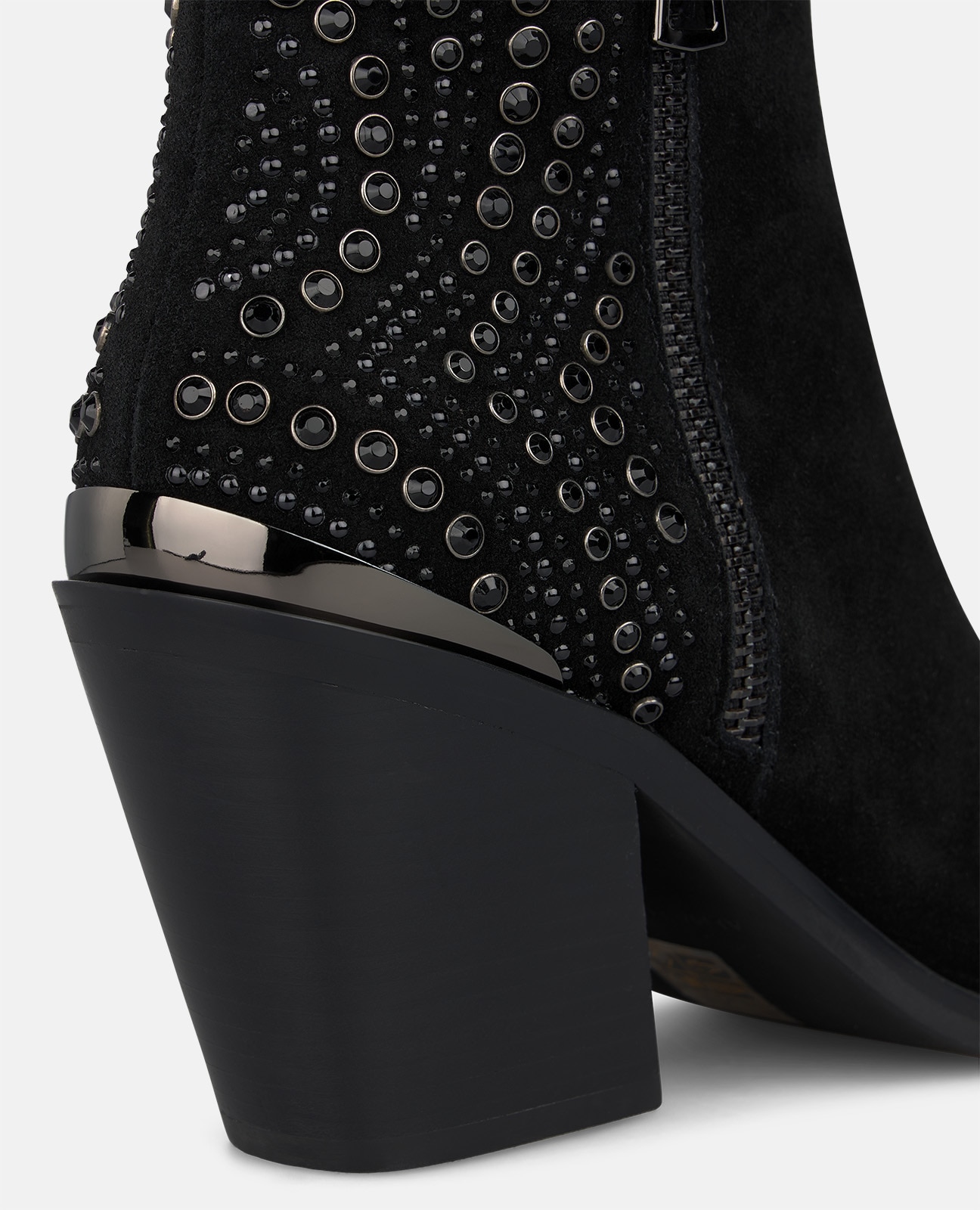 Imagen 4 de Botines básicos de mujer en piel serraje con pedrería - Alma en Pena - Negro Negro