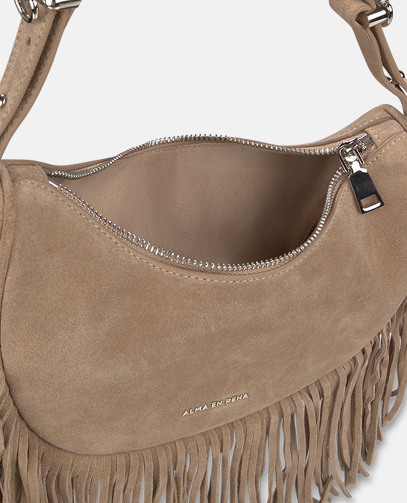 Bolso media luna de piel serraje con flecos - Alma en Pena - Topo Topo-5