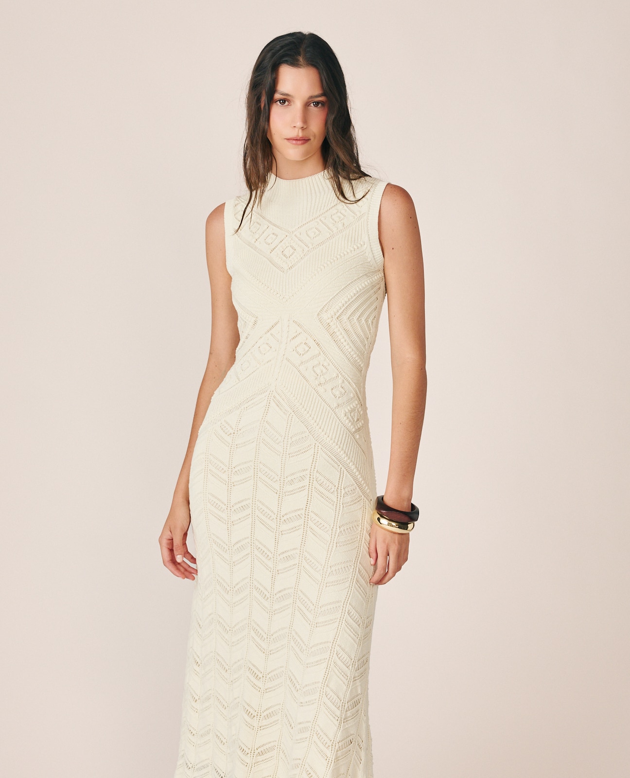Vestido largo calado sin mangas - Alma en Pena - Crema Crema-5
