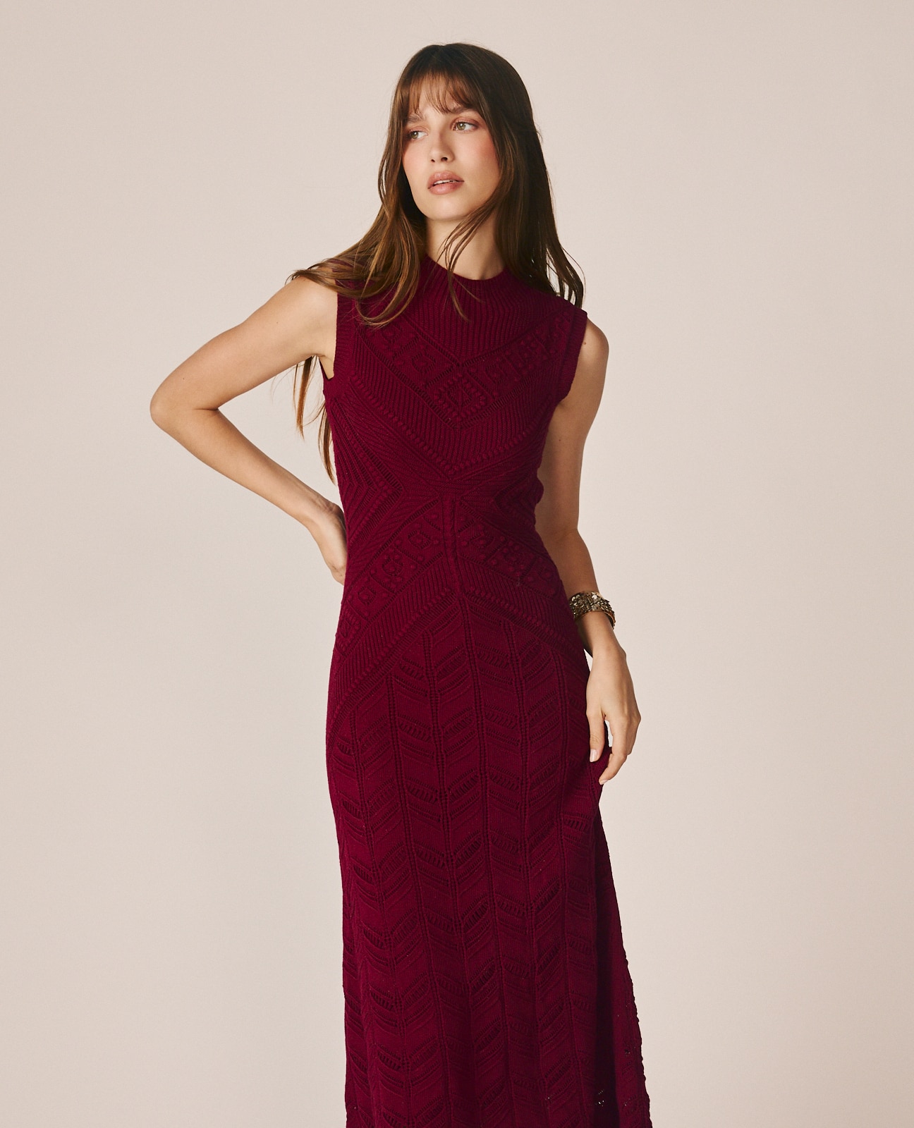 Vestido largo calado sin mangas - Alma en Pena - Burdeos Burdeos-3