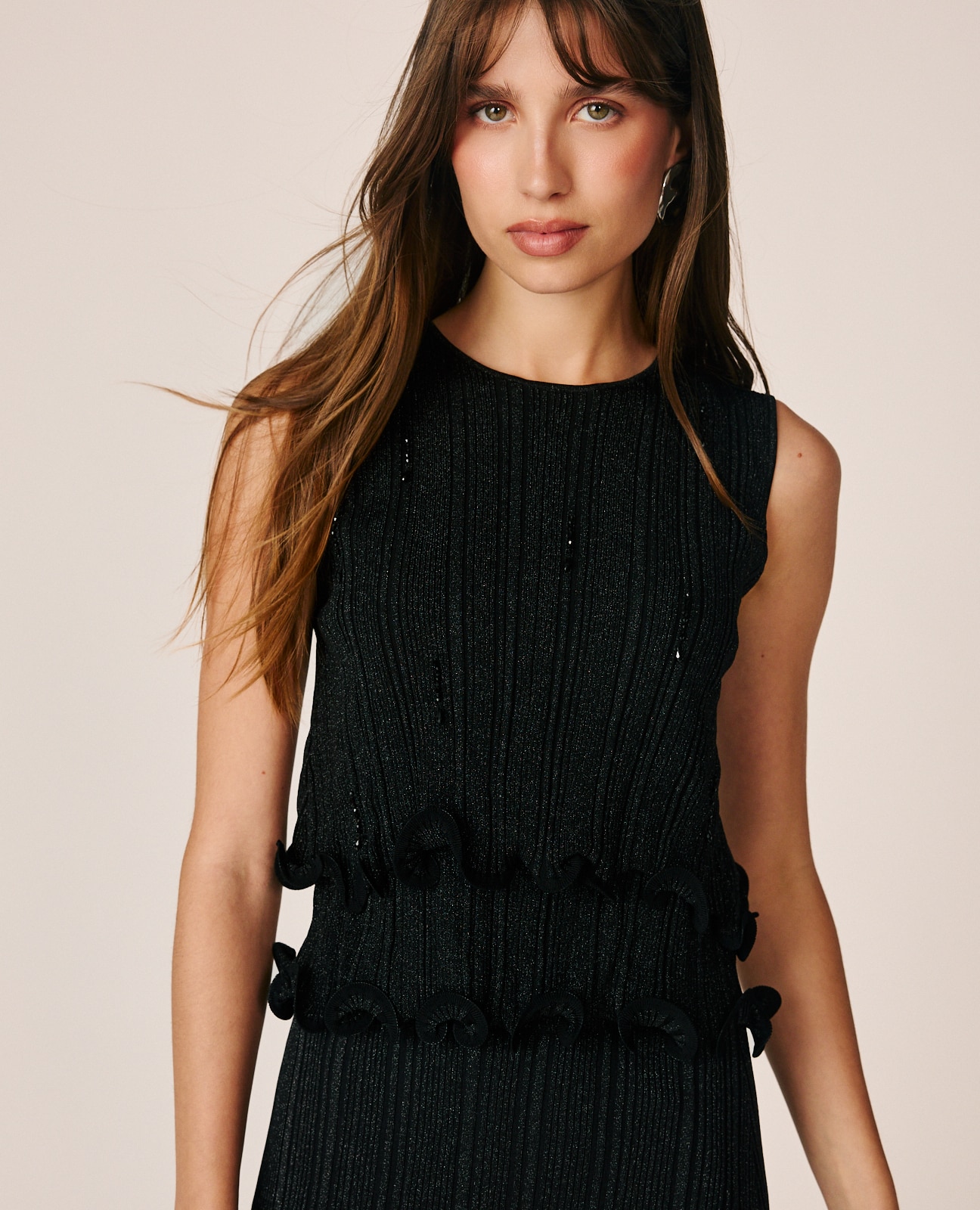 Top de punto de mujer con acabado brillantes - Alma en Pena - Negro Negro-1