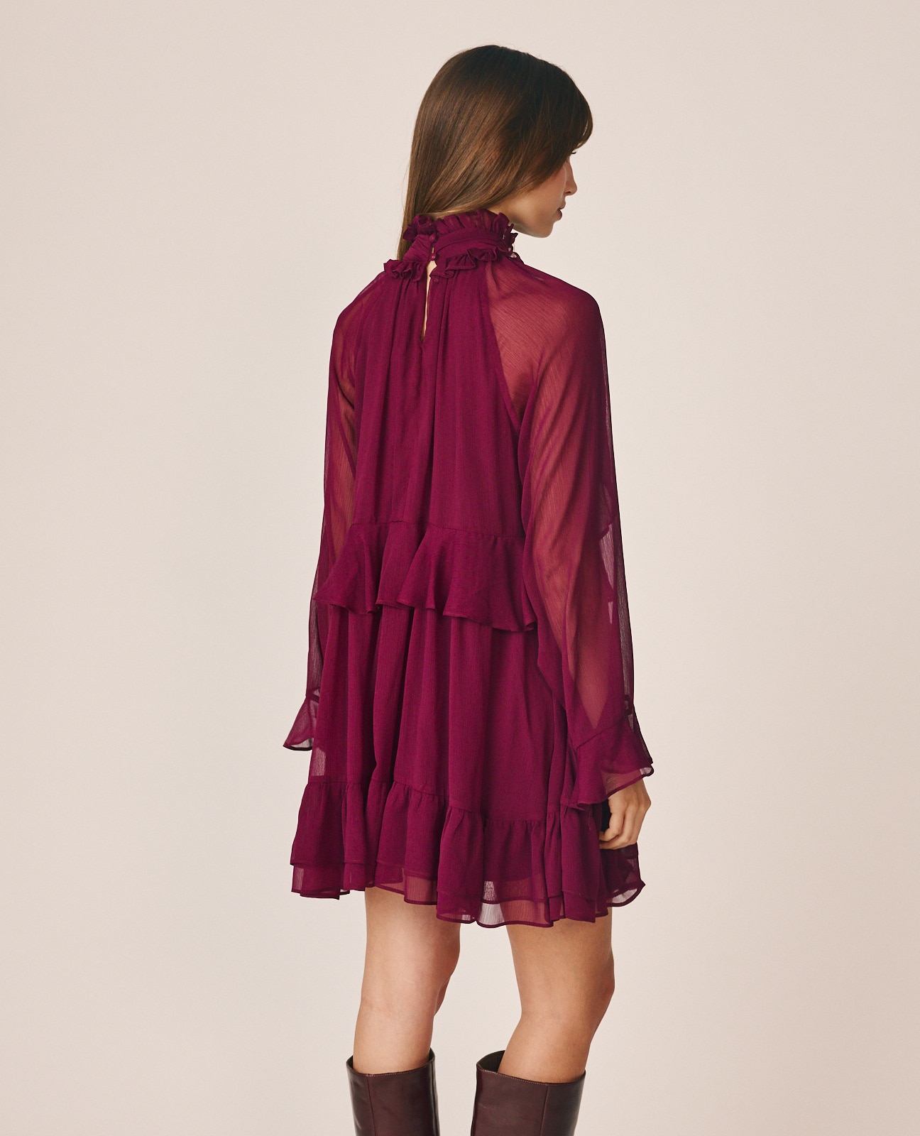 Vestido corto con cuello fruncido y manga ranglán - Alma en Pena - Burdeos Burdeos-6