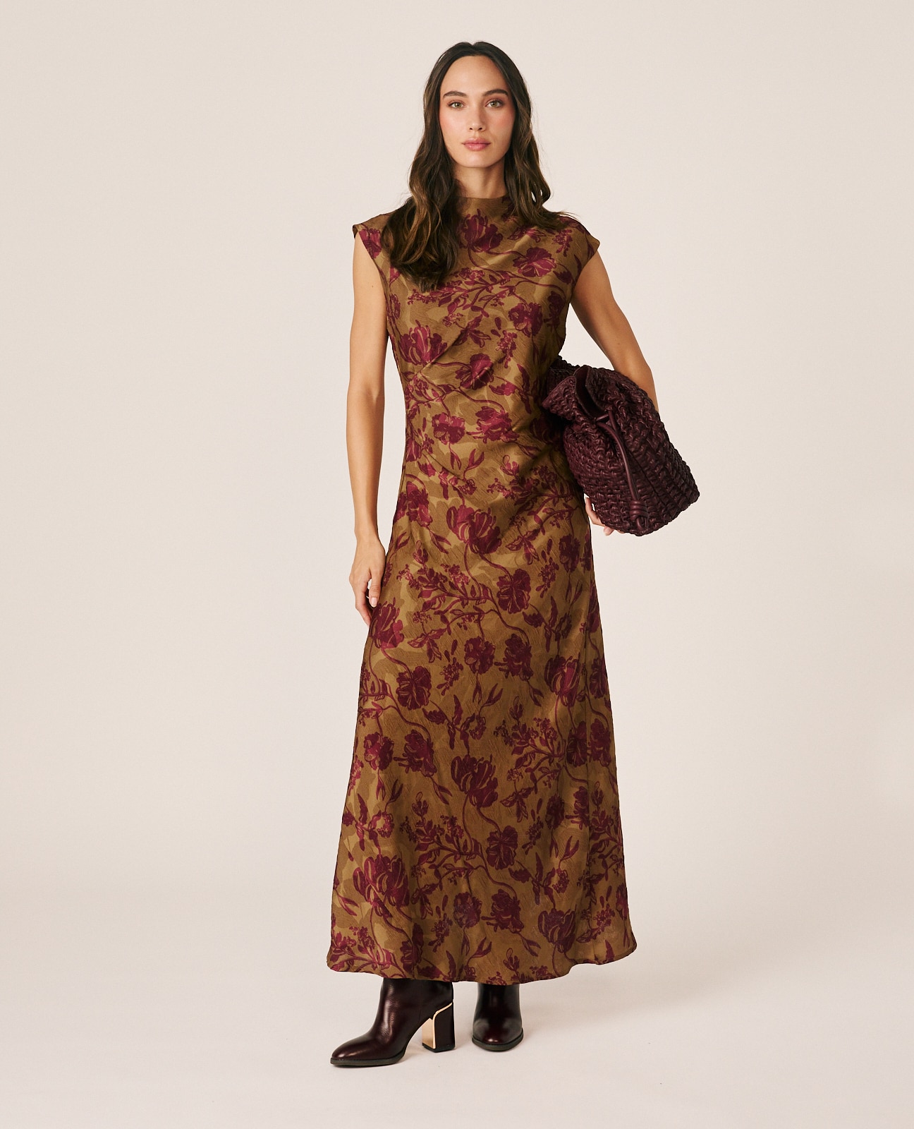 Imagen 0 de Vestido largo jacquard con estampado floral Marrón