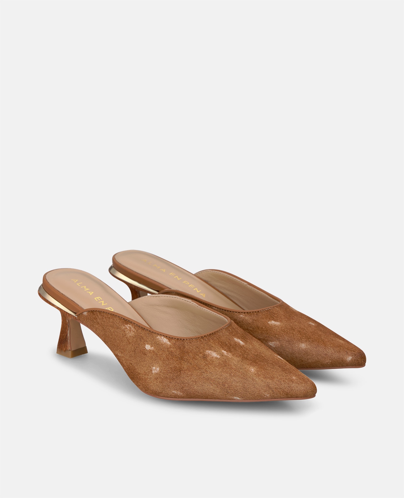 Mules de tacón de mujer en piel con acabado en pelo - Alma en Pena - Camel Camel-3