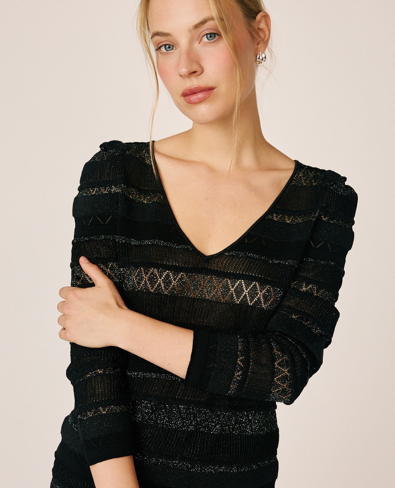 Imagen 1 de Jersey de mujer de punto con cuello pico Negro