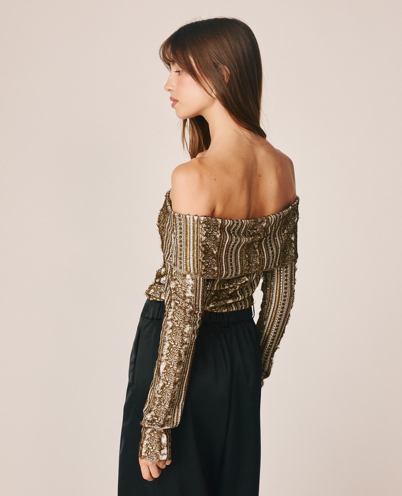 Top de mujer cuello barco con estampado de fantasía - Alma en Pena - Dorado Dorado-6