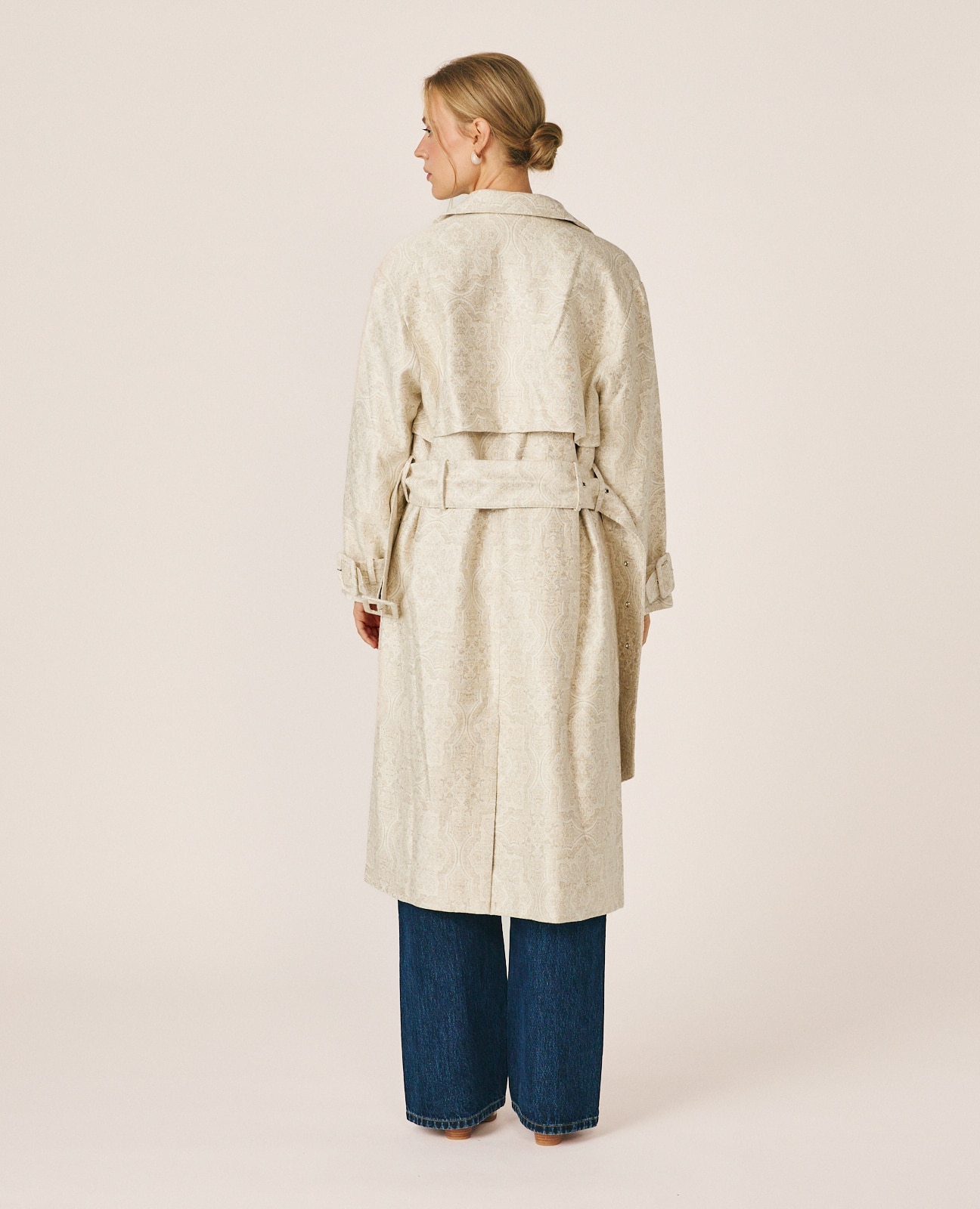 Gabardina de mujer larga con cinturón - Hueso Hueso-7