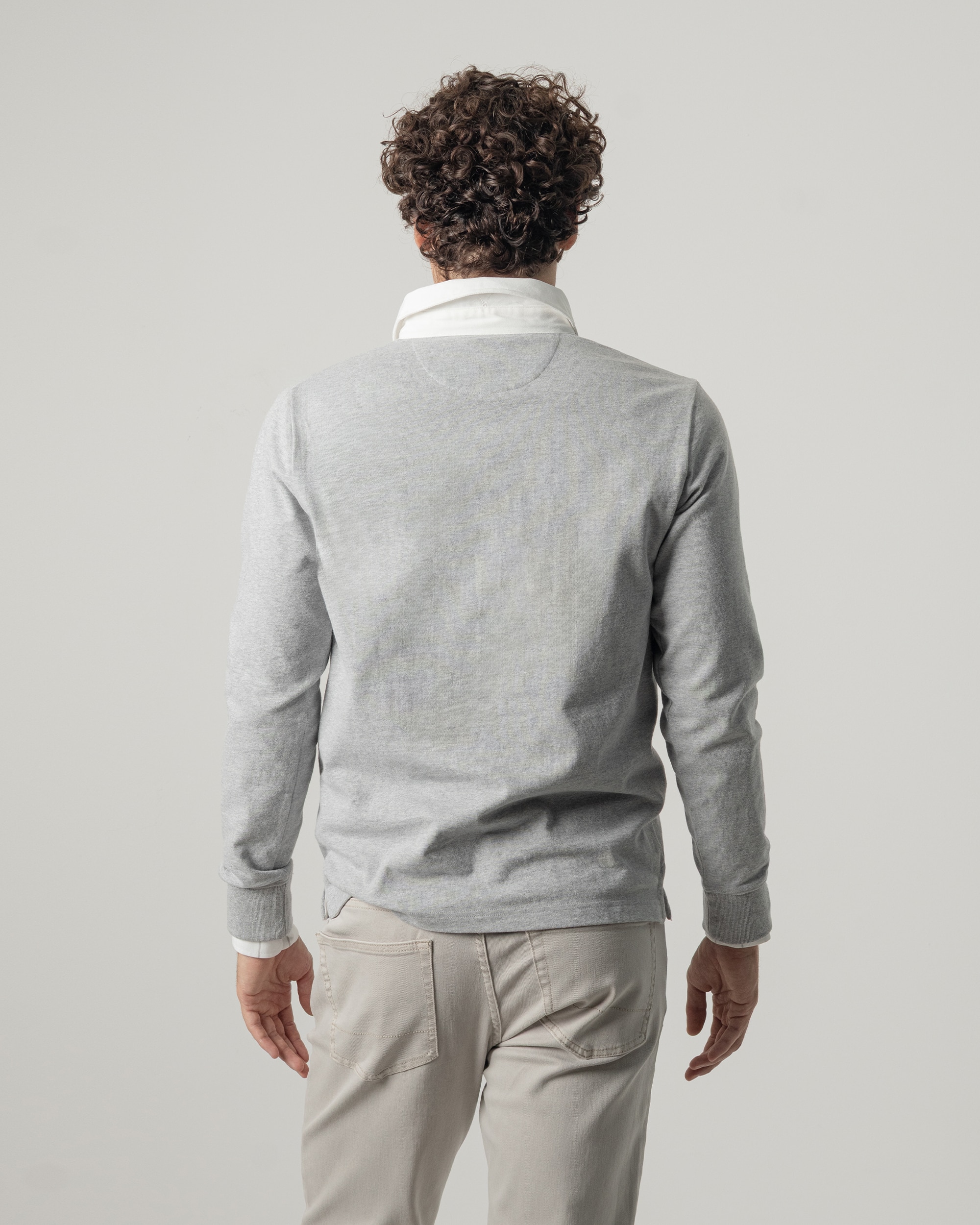 Imagen 4 de Polo liso manga larga de hombre cuello contraste - PuroEgo - Gris claro Gris claro