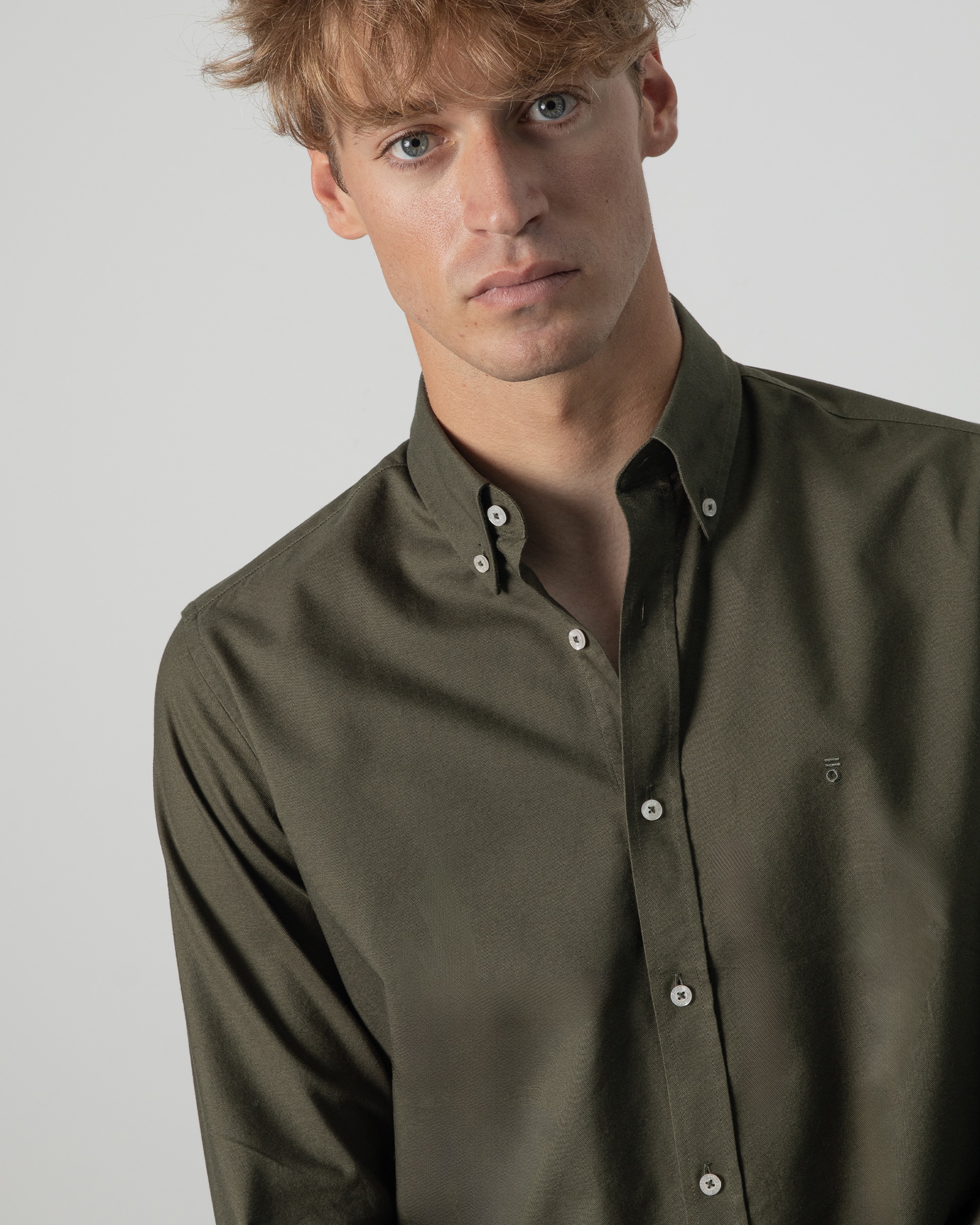 Camisa oxford algodón de hombre slim fit - PuroEgo - Verde oscuro Verde oscuro-3