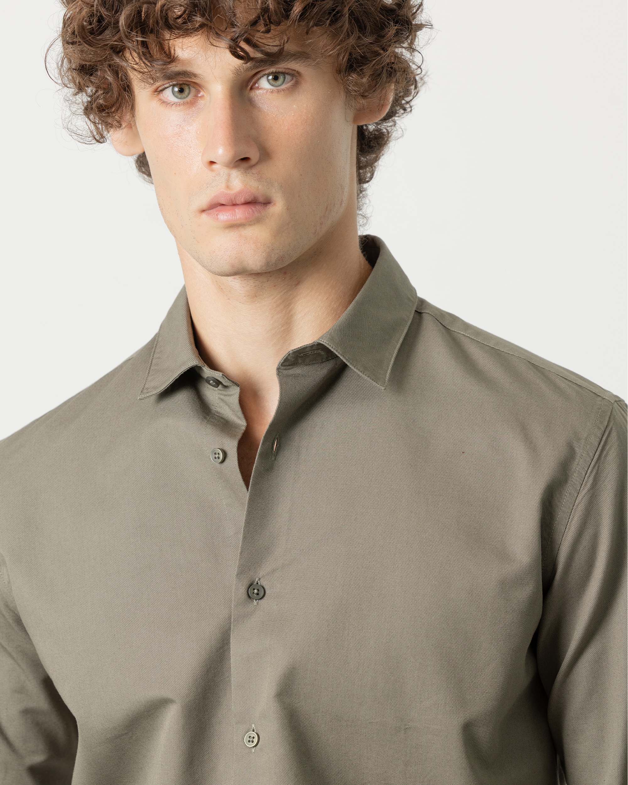 Imagen 3 de Camisa estructura algodón tencel de hombre slim fit - PuroEgo - Verde militar Verde militar