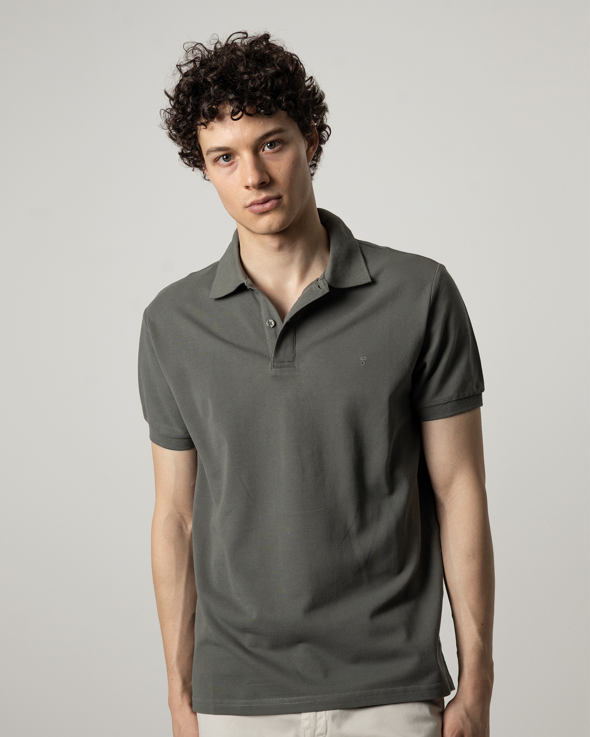Imagen 2 de Polo básico de hombre manga corta - PuroEgo - Verde Verde