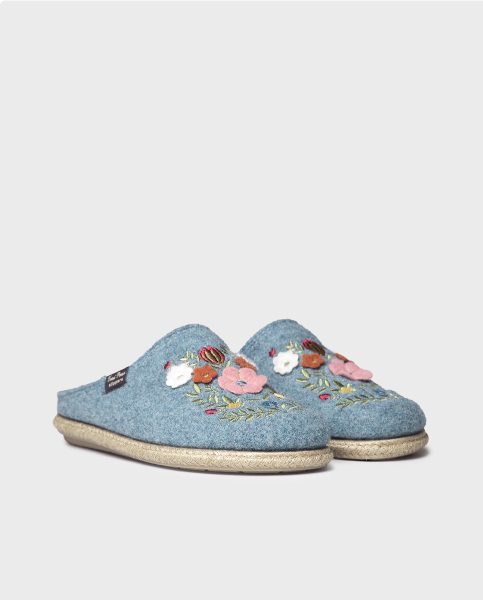 Zapatillas de casa abiertas de mujer con bordado - Toni Pons - Azul claro Azul claro-4
