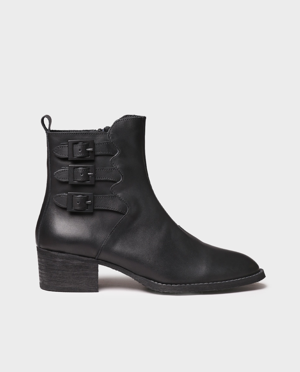Imagen 0 de Botines de mujer de piel con cremallera Negro