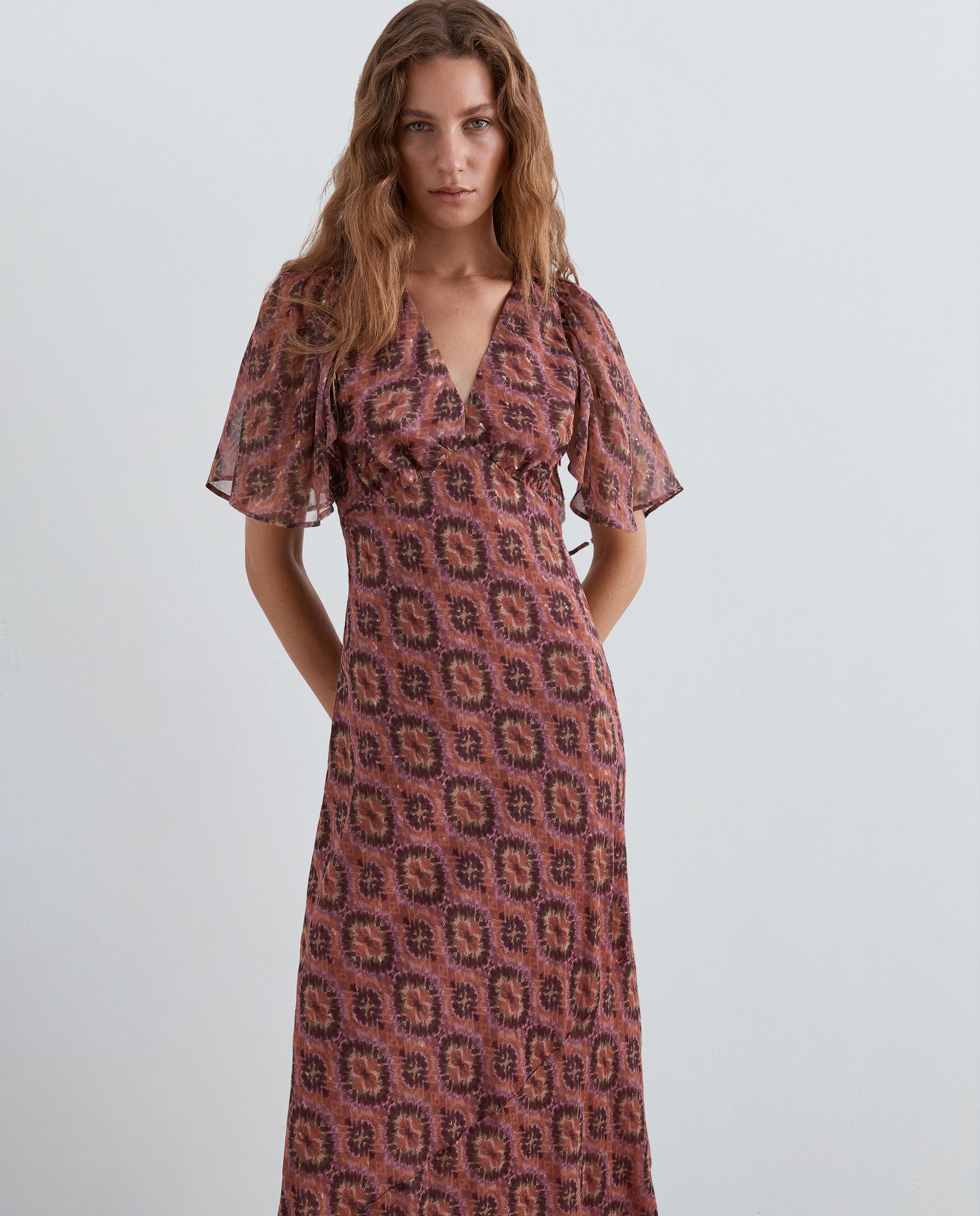 Vestido midi estampado con detalles en hilo metalizado - Scalpers - Maquillaje Maquillaje-2