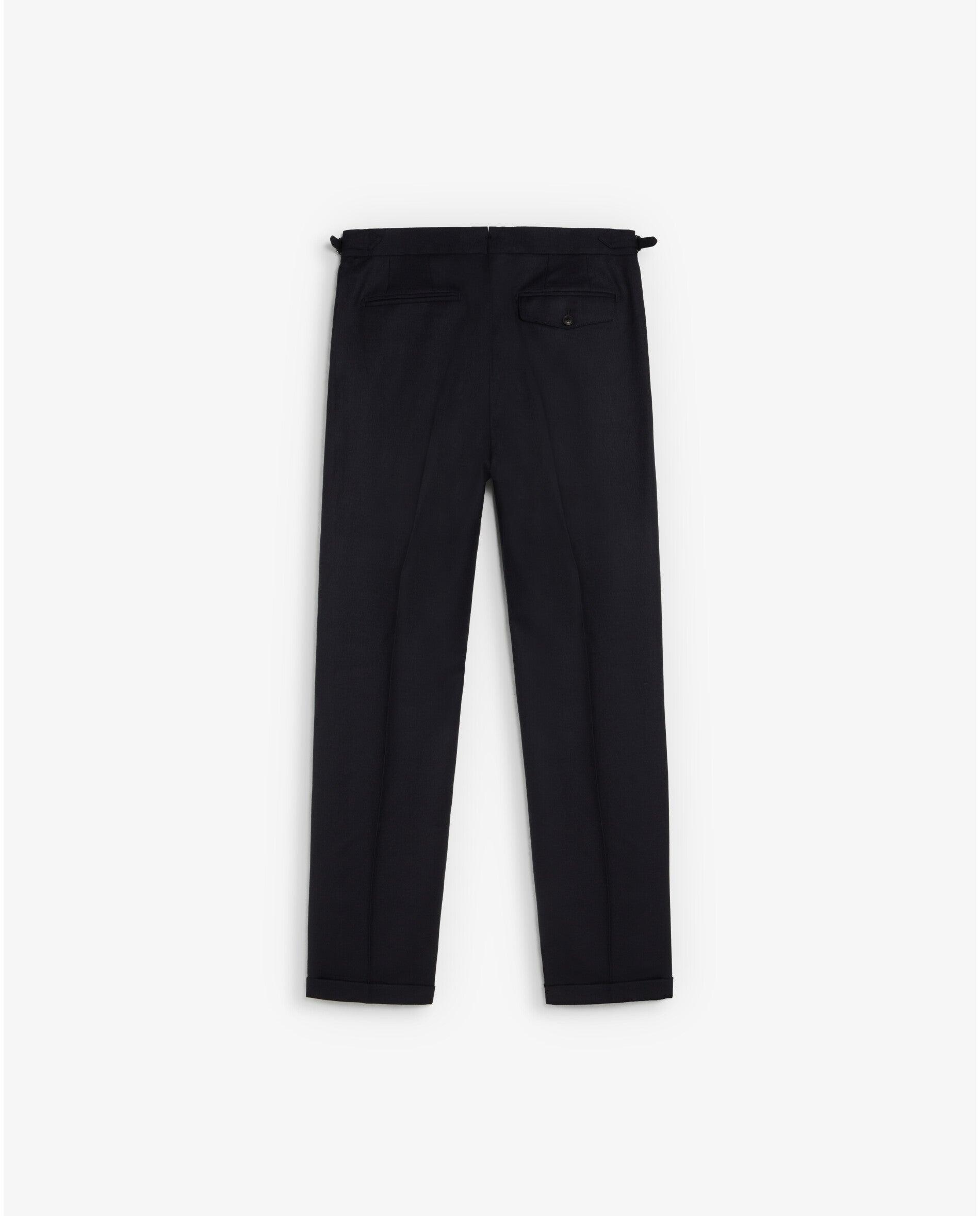 Pantalón chino de hombre con pinzas delanteras y ajuste lateral con botones - Scalpers - Navy Navy-2