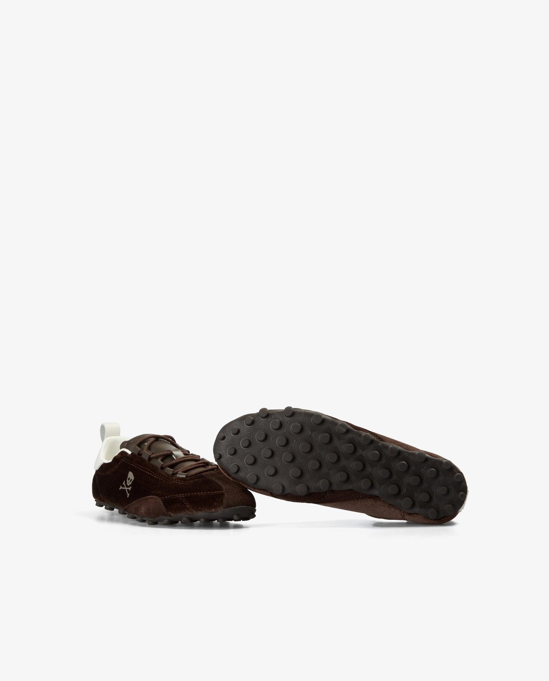 Imagen 4 de Zapatillas retro de mujer en terciopelo con detalles en piel y ante - Scalpers - Marrón Marrón