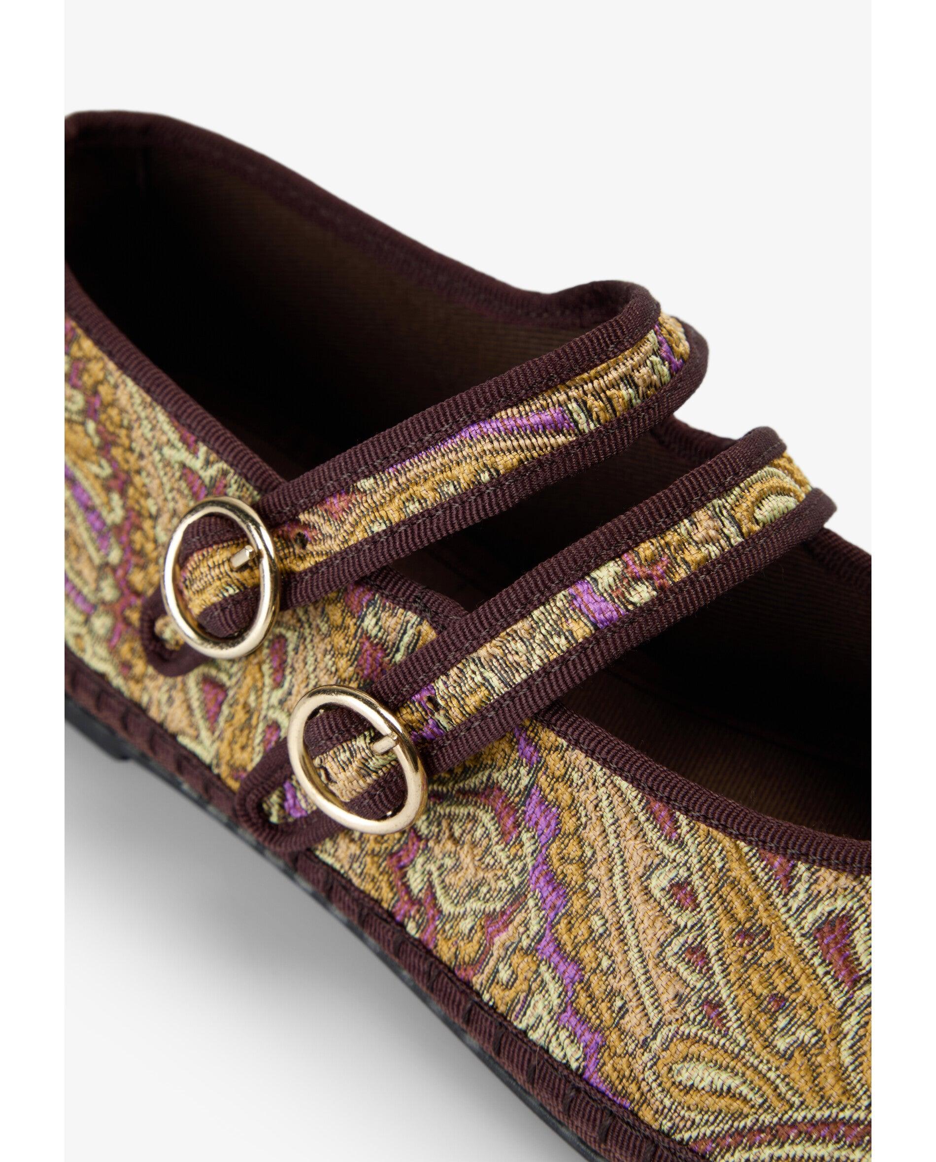 Imagen 5 de Merceditas de mujer con estampado paisley y doble hebilla - Scalpers - Multicolor Multicolor