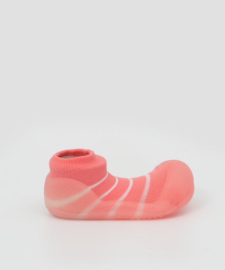 Imagen 0 de Patucos de bebé tejido nylon a rayas rosa