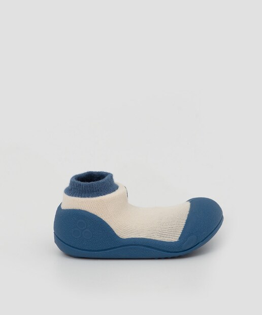 Imagen 0 de Patucos de bebés de algodón color azul con detalle bordado