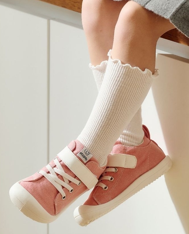 Zapatillas deportivas de bebé tejido denim con cierre adherente color - Attipas - Rosa Rosa-4