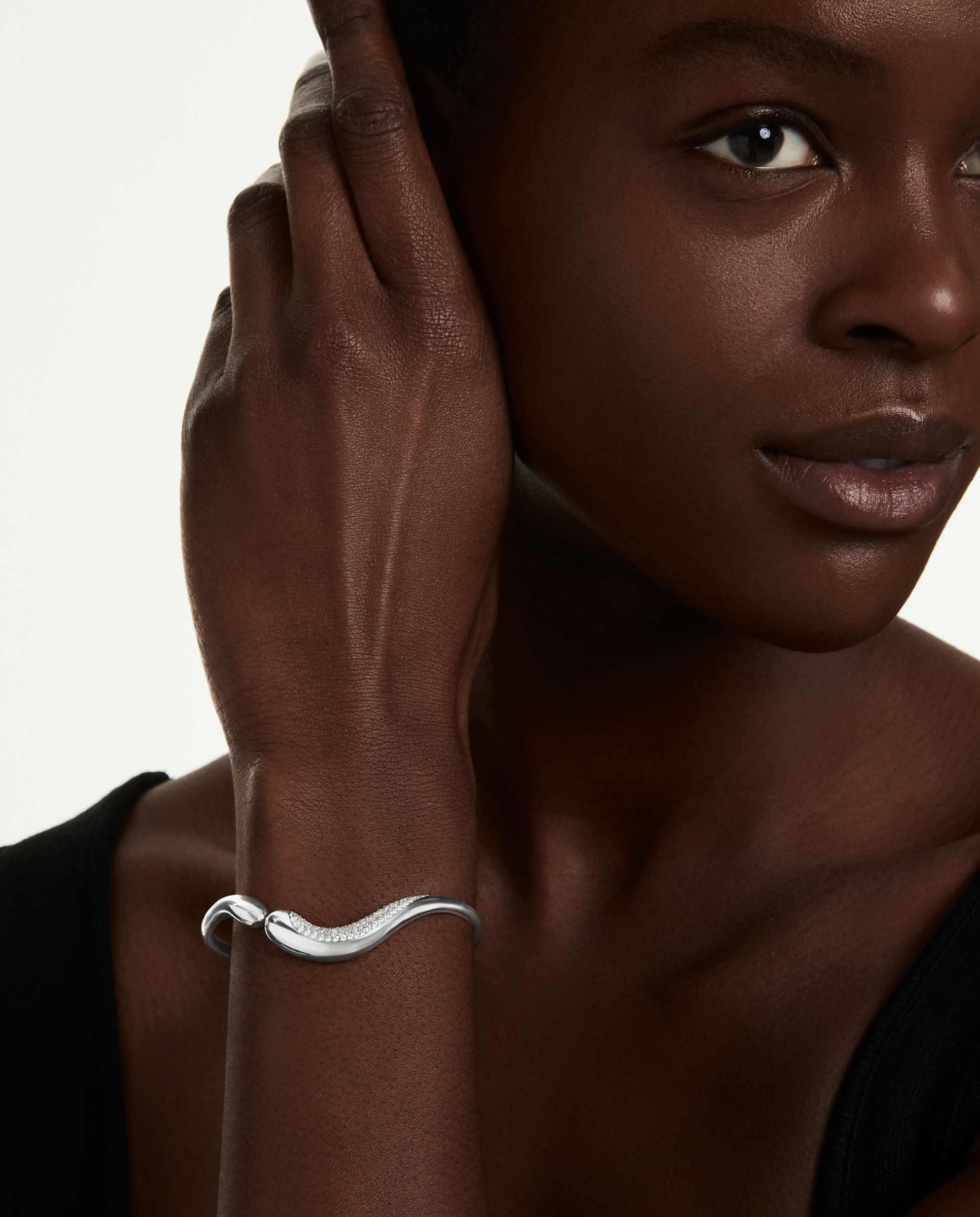 Imagen 5 de Brazalete classica abierto de plata de ley - Swarovski - Blanco Blanco