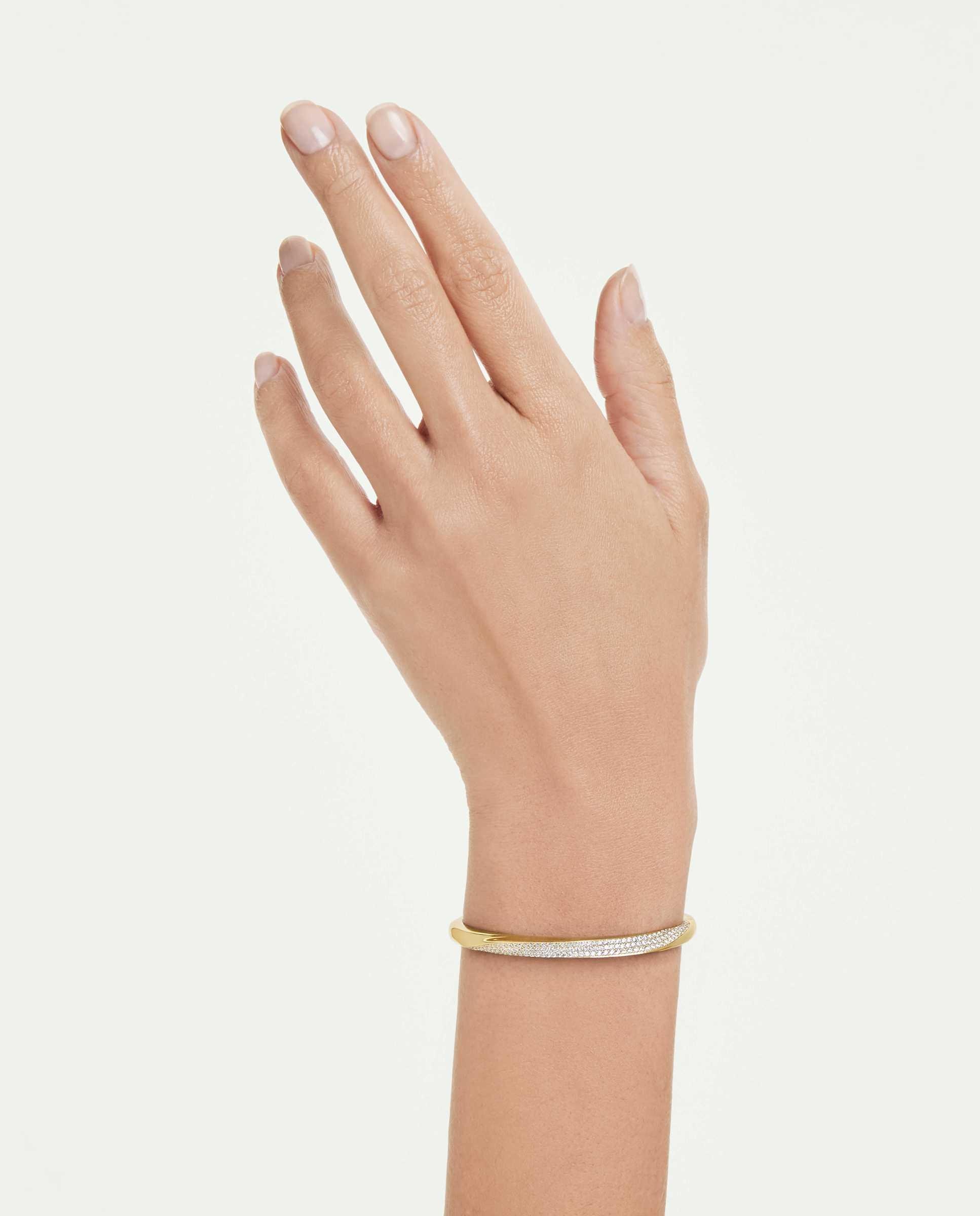 Imagen 5 de Brazalete classica de plata de ley acabado en oro de 18 quilates - Swarovski - Blanco Blanco