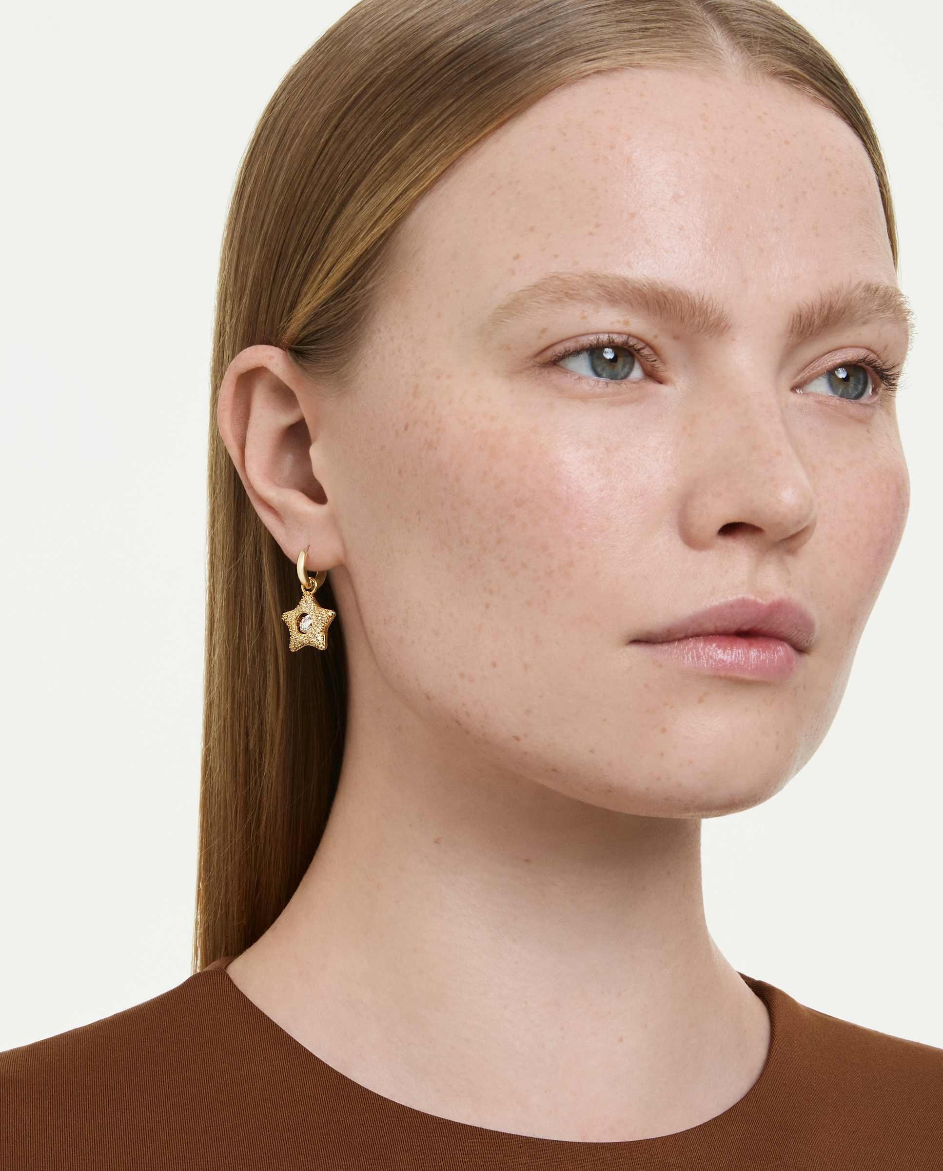 Pendientes sublima de aro con estrella acabado en oro de 18 quilates - Swarovski - Blanco Blanco-5