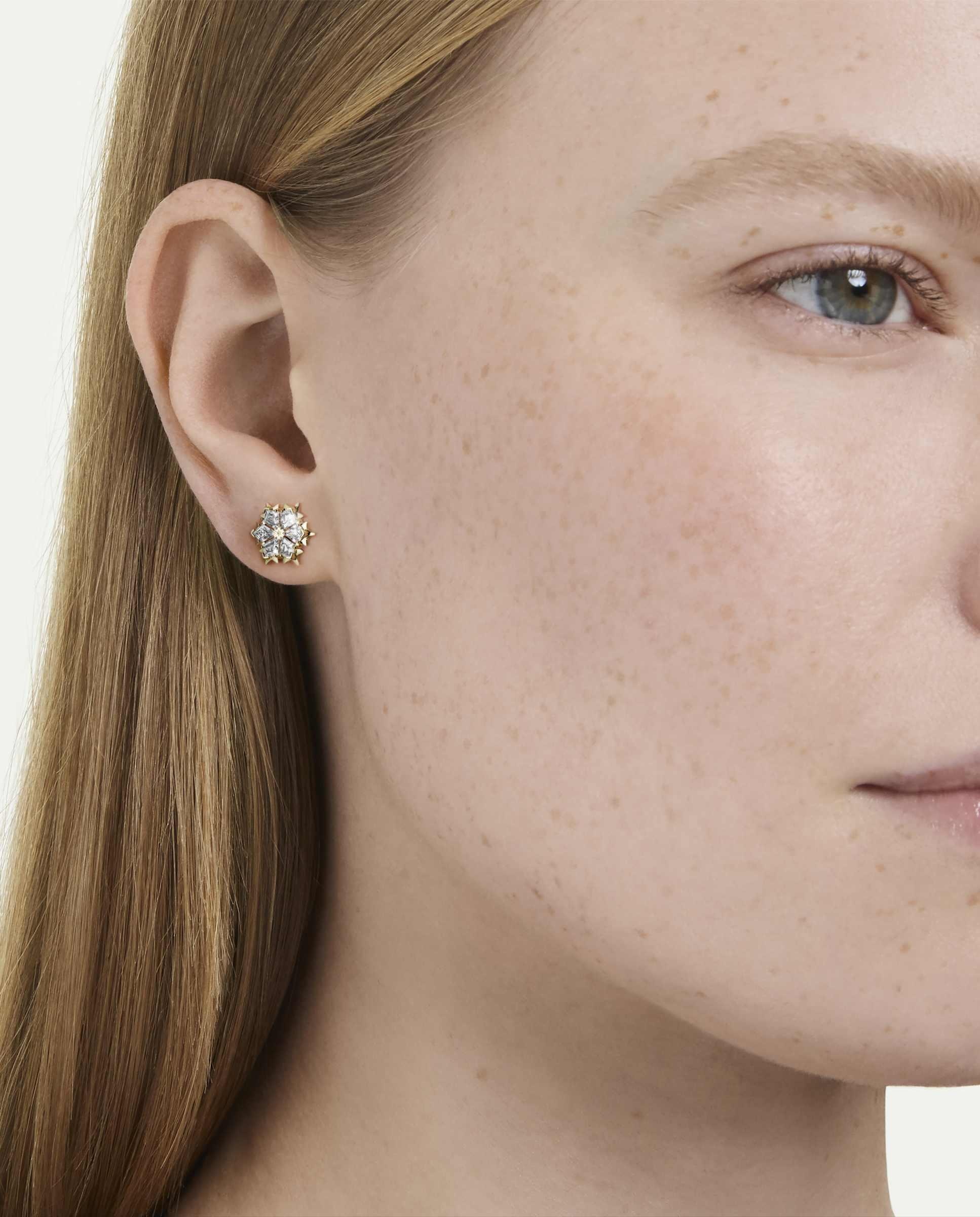 Pendientes de botón magic en forma de copo de nieve acabado en oro de 18 quilates - Swarovski - Blanco Blanco-5
