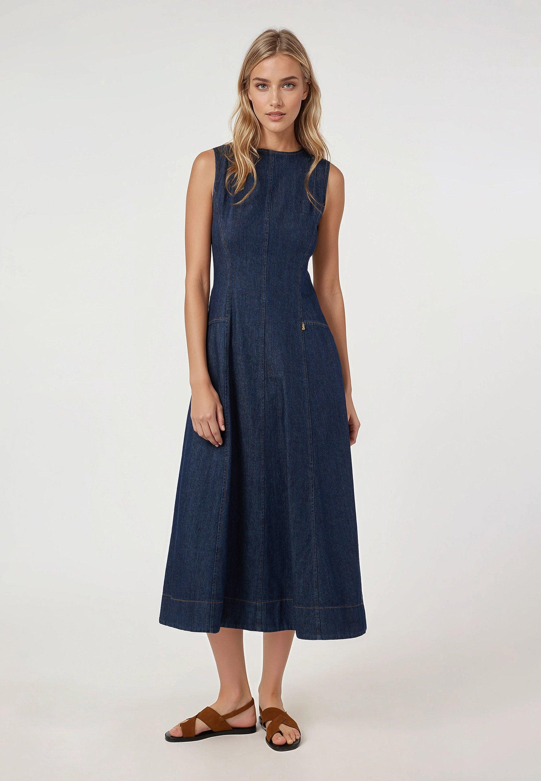 Dolores Promesas - Vestido midi sin mangas y escote redondeado.