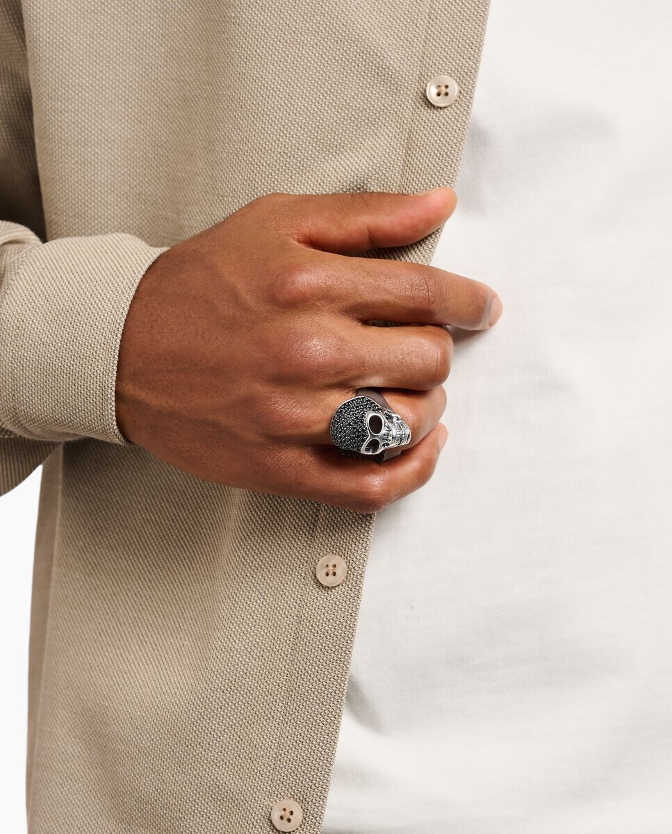 Anillo calavera con pavé de circonitas negras 10 Plata