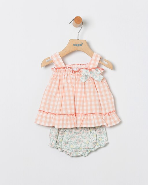 Imagen 0 de Jesusito de bebé vichy con lacito decorativo y braguita de flores