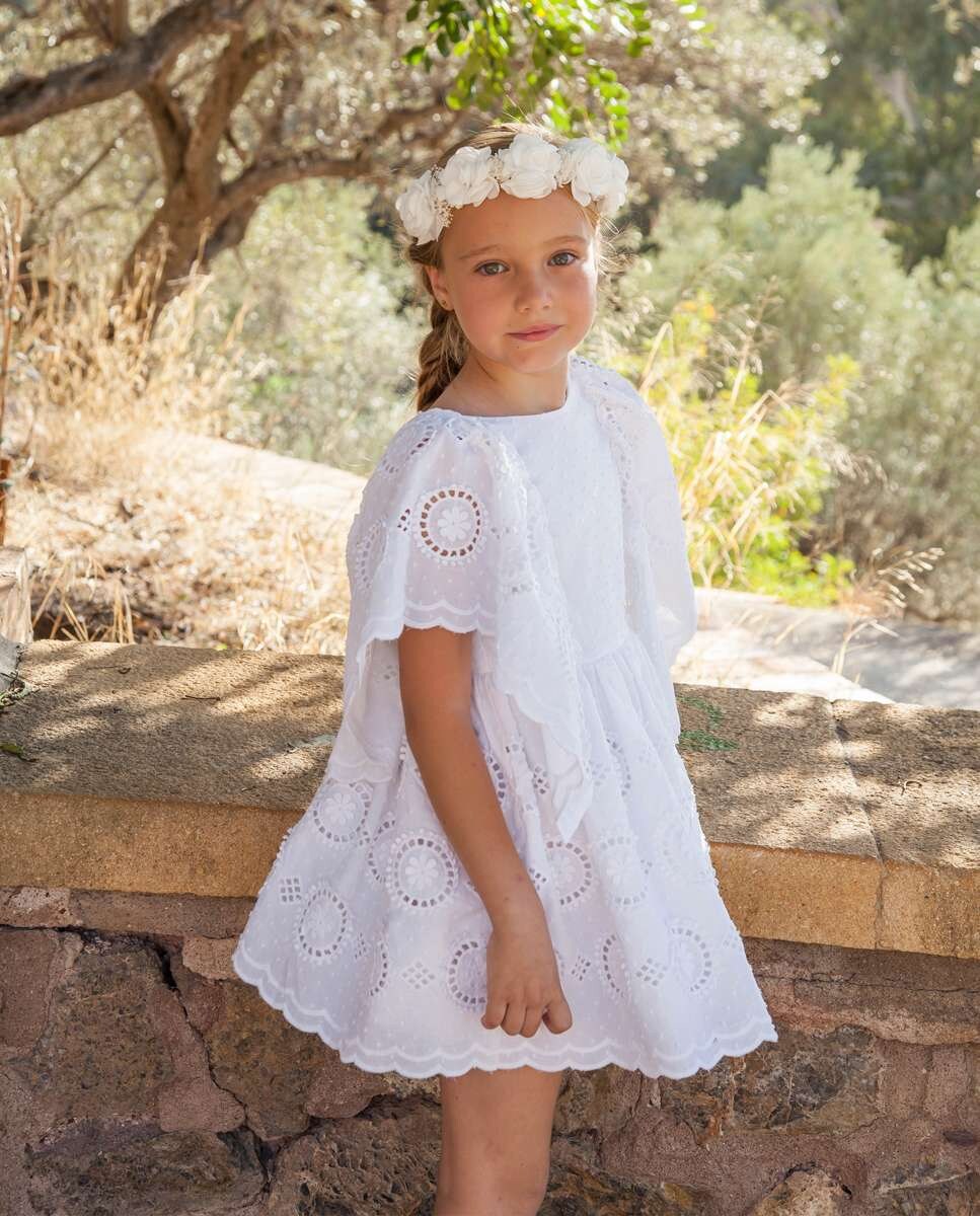 Vestido de niña bordado en blanco · Coco Acqua · El Corte Inglés