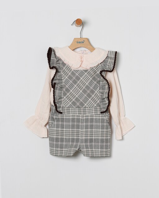 Imagen 0 de Conjunto de niña de camisa y peto de niña