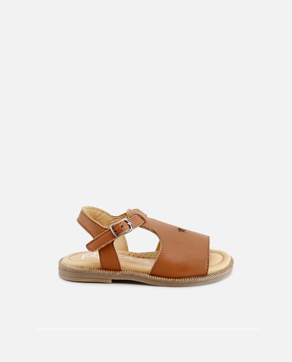 Imagen 0 de Sandalias unisex en piel con estrella perforada Camel