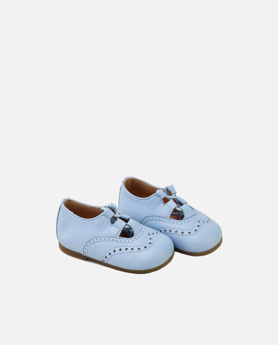 Eli 1957 - Zapato con cordones de bebé en piel con picados.