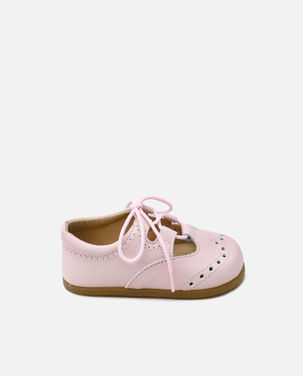 Imagen 0 de Zapatos de cordones estilo gales de bebé en piel picada Rosa claro
