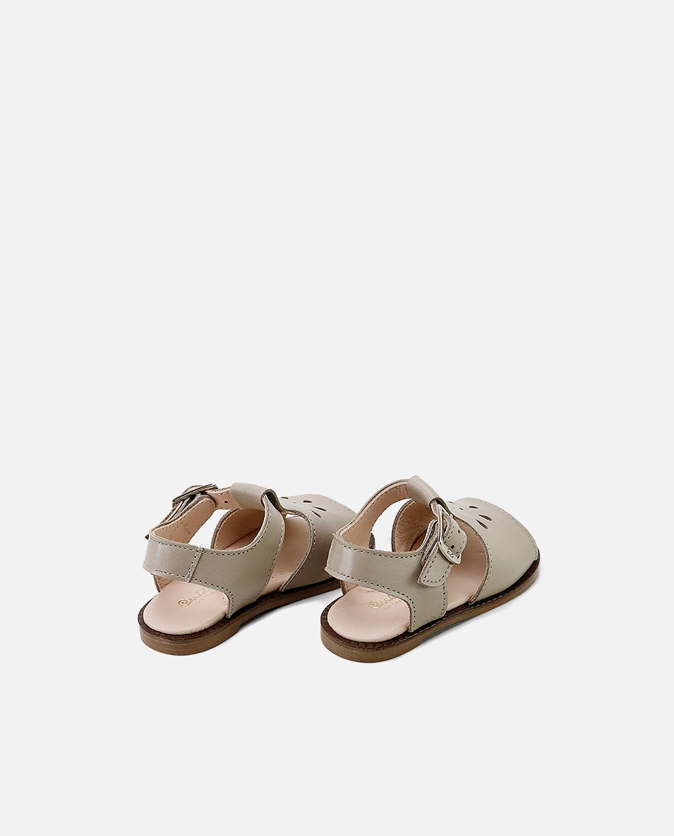 Eli 1957 - Sandalias de bebé en piel troquelada.